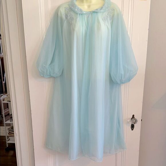 Vtg  60s Artemis Light Blue 2 layer semi sheer robe/ embroidery & puff sleeves - Picture 1 of 10